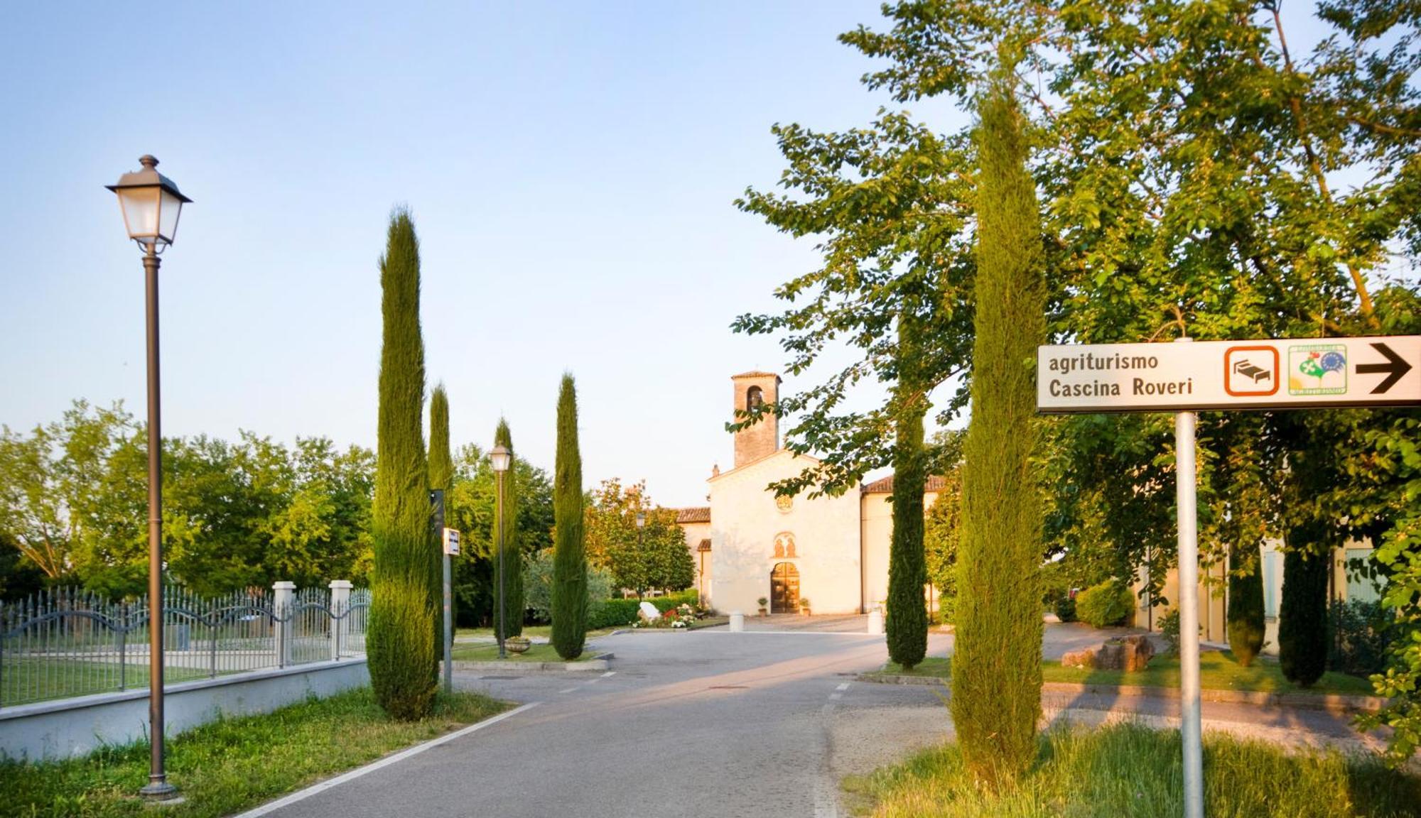 Agriturismo Cascina Roveri Monzambano Exterior foto