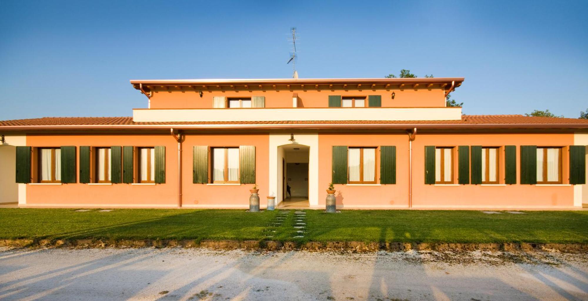 Agriturismo Cascina Roveri Monzambano Exterior foto