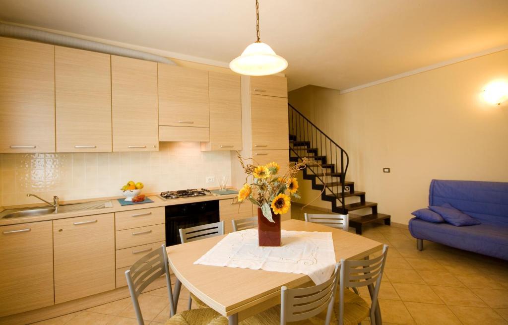 Agriturismo Cascina Roveri Monzambano Habitación foto